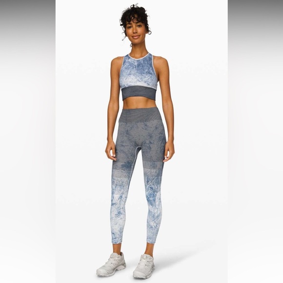 Lululemon Ebb to Train Blue and Gray Tie-Dye Activewear Set, Size 10-12 W2BIIS - Picture 1 of 11